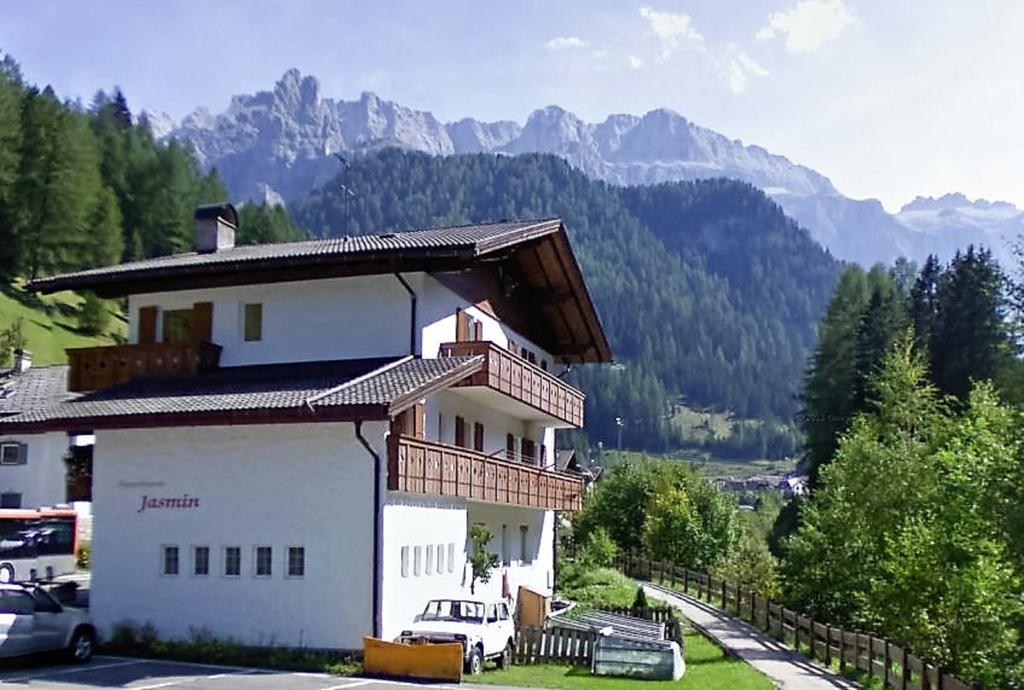 Apartments Jasmin Selva di Val Gardena Esterno foto